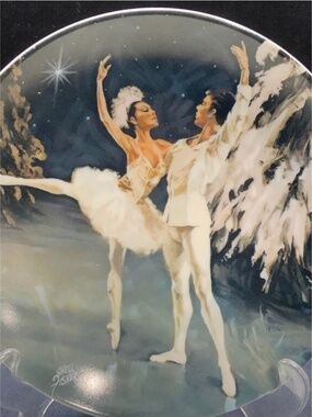 Vintage Viletta Snow King & Queen 1979 Fisher Nutcracker  Ballet Plate #3809A